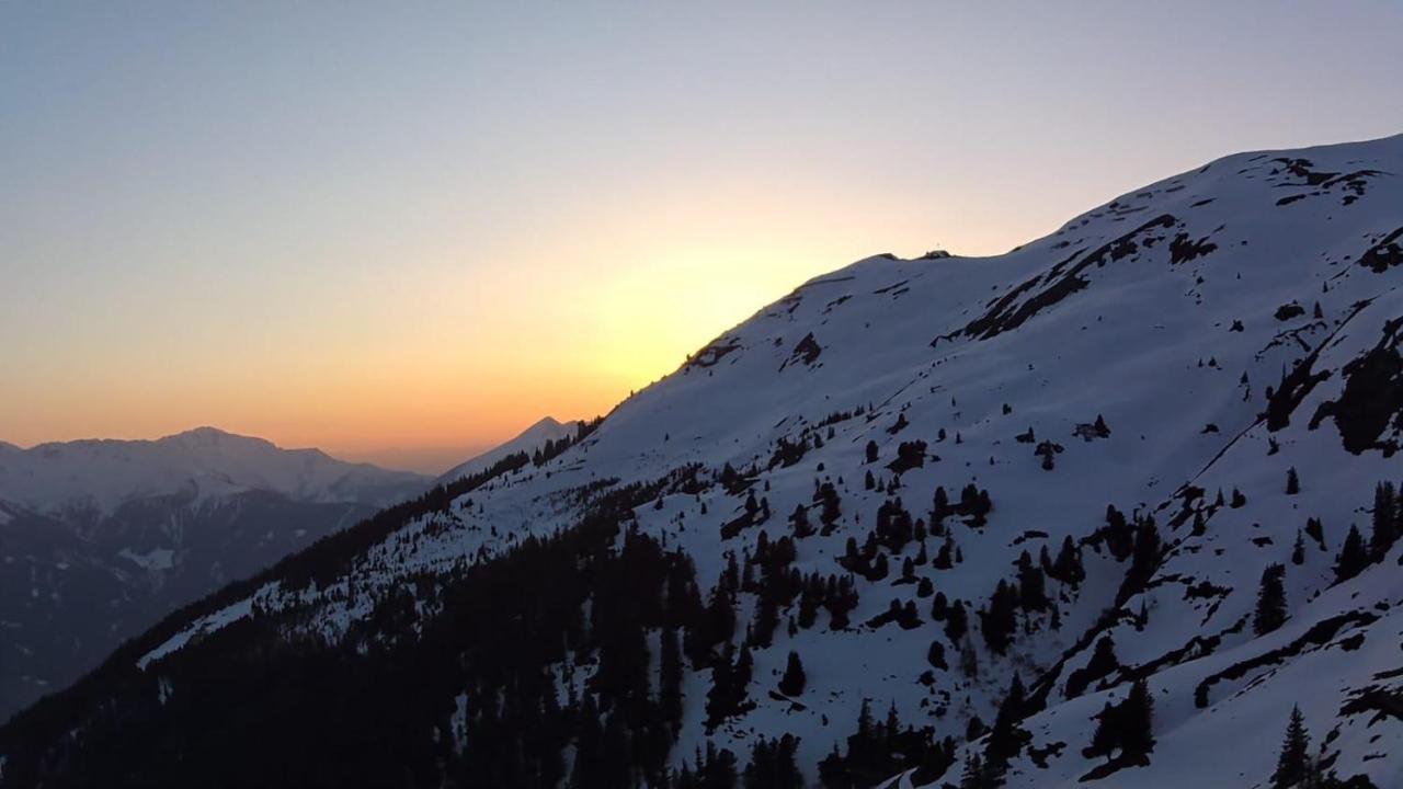 Das Ihaeusl Aschau Im Zillertal Buitenkant foto